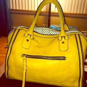 Urban expressions yellow hand bag